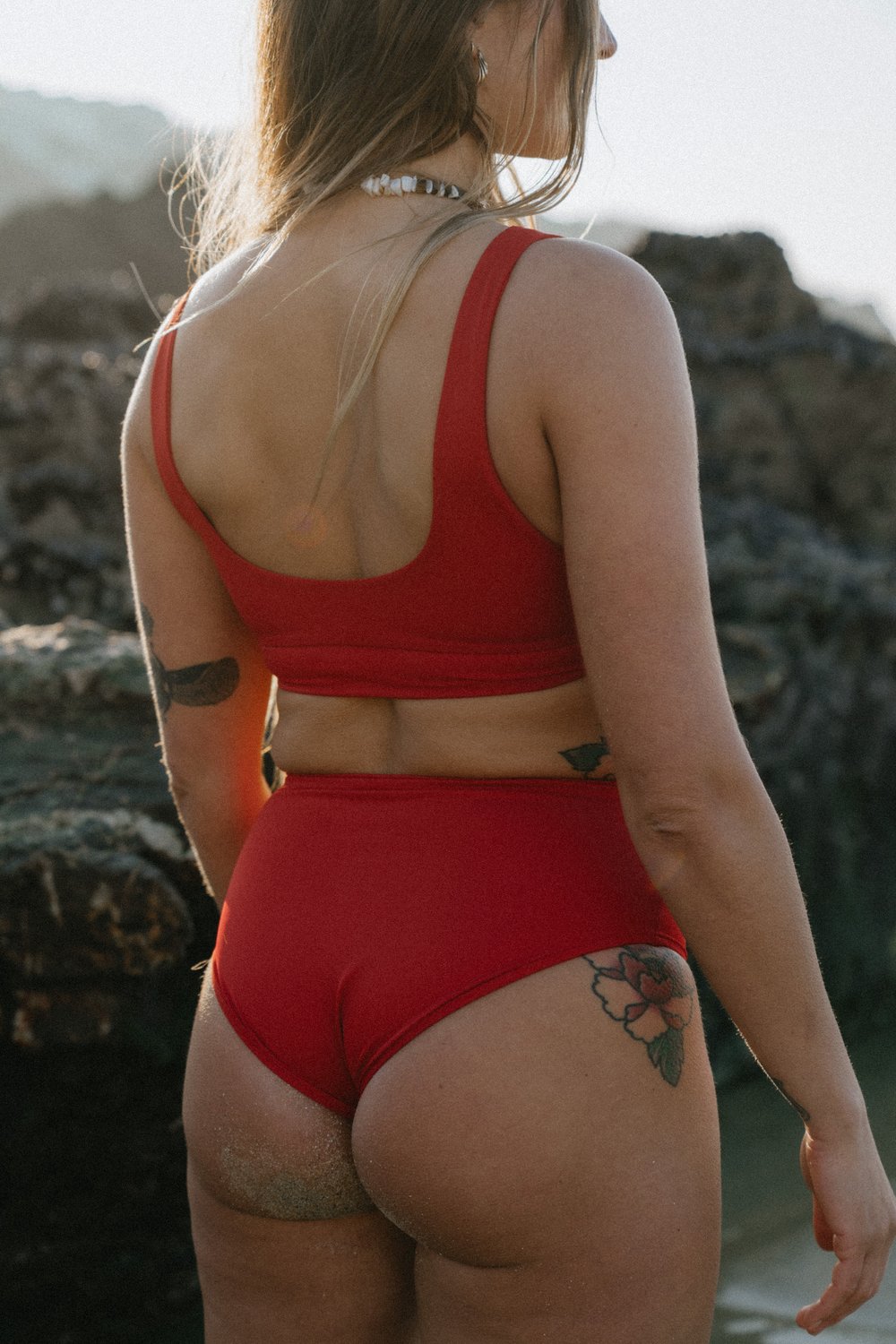 MOW Equinox - High Waisted Bikini Bottoms - Hibiscus
